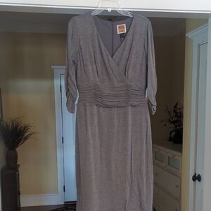 Nue by Shani Gray Ruched Sheath Dress with Dolman Sleeves Body Architecture